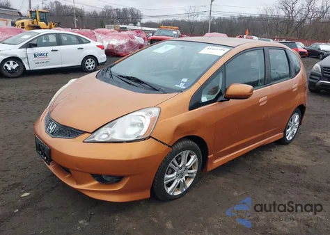 2010 Honda Fit Sport z USA, uszkodzony, nr VIN JHMGE8H63AS024532